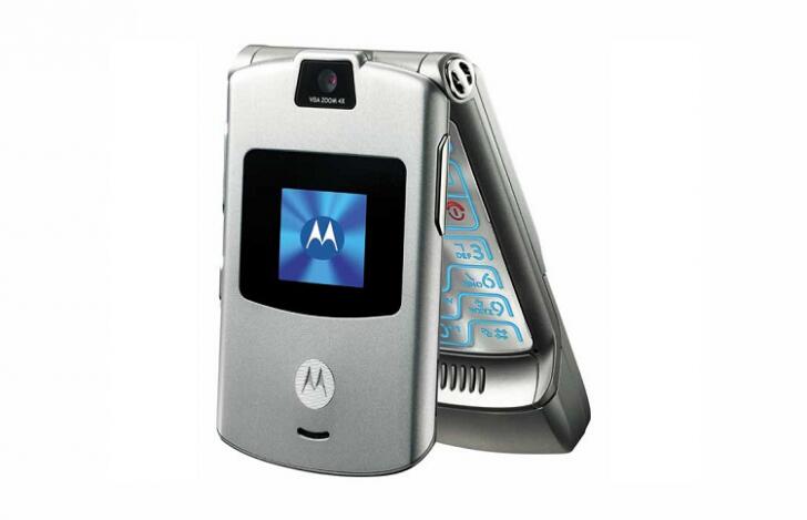联想将发布摩托罗拉RAZR折叠手机 售价1500