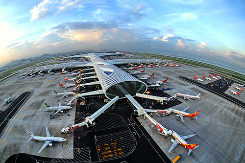 目前在深圳机场已落地基于5g高带宽能力的4k高清视频回传(飞机起降