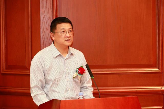 中国电信广东公司总经理陈志然在仪式现场发言