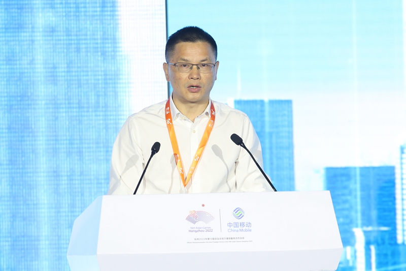 浙江省人民政府副秘书长蒋珍贵出席会议并致辞,他表示:浙江移动作为