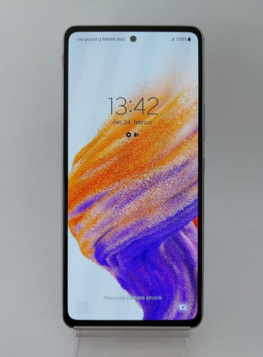 三星Galaxy A53真机曝光：采用与后盖一体的镜头设计，消息称3月底上市 - 通信终端