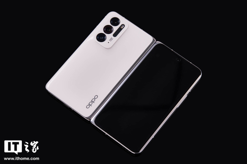 谷歌Pixel Notepad可折叠手机曝光：内屏无孔全面屏，超微孔摄像头将装在边框上 - 通信终端 — C114通信网