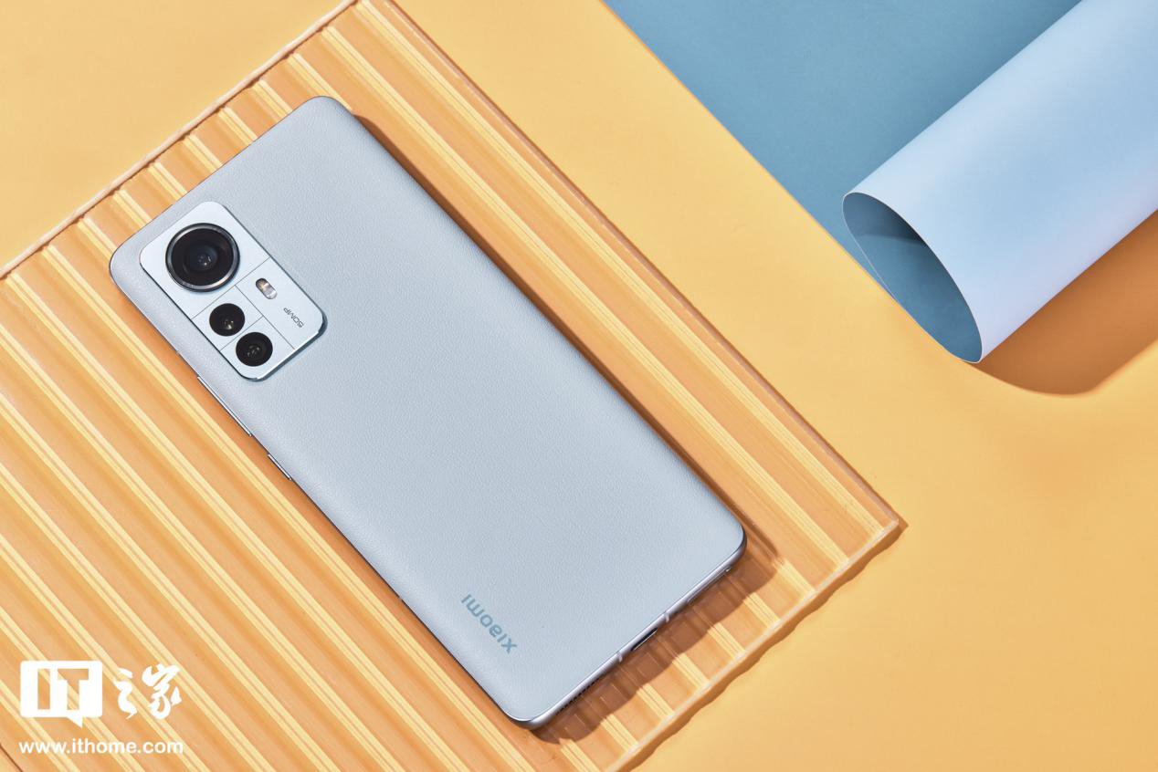 小米 12 Pro 推送基于 Android13 的 MIUI13 稳定版内测 - 通信终端