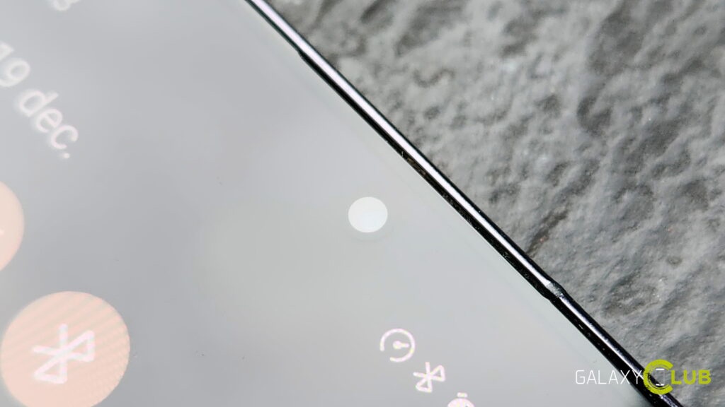 消息称三星 Galaxy S23 Ultra 前摄从 4000 万降为 1200 万 - 通信终端