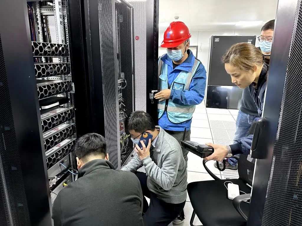 苏州移动保障太仓120生命热线接听无阻 - 江苏