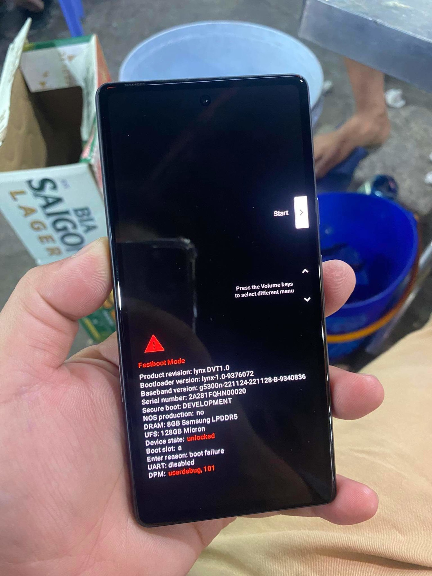 此前曝光的 Pixel 7a 被谷歌远程锁定，Fastboot 页面显示该机采用三星 8GB LPDDR5 RAM - 通信终端