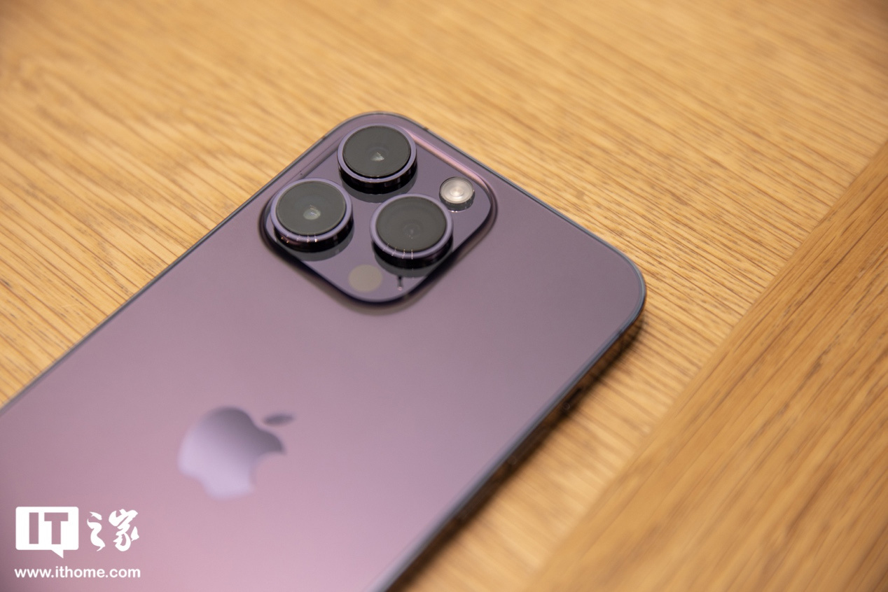 郭明�Z：预计苹果 iPhone 16 系列仅一款最高端机型配备潜望式镜头 - 通信终端