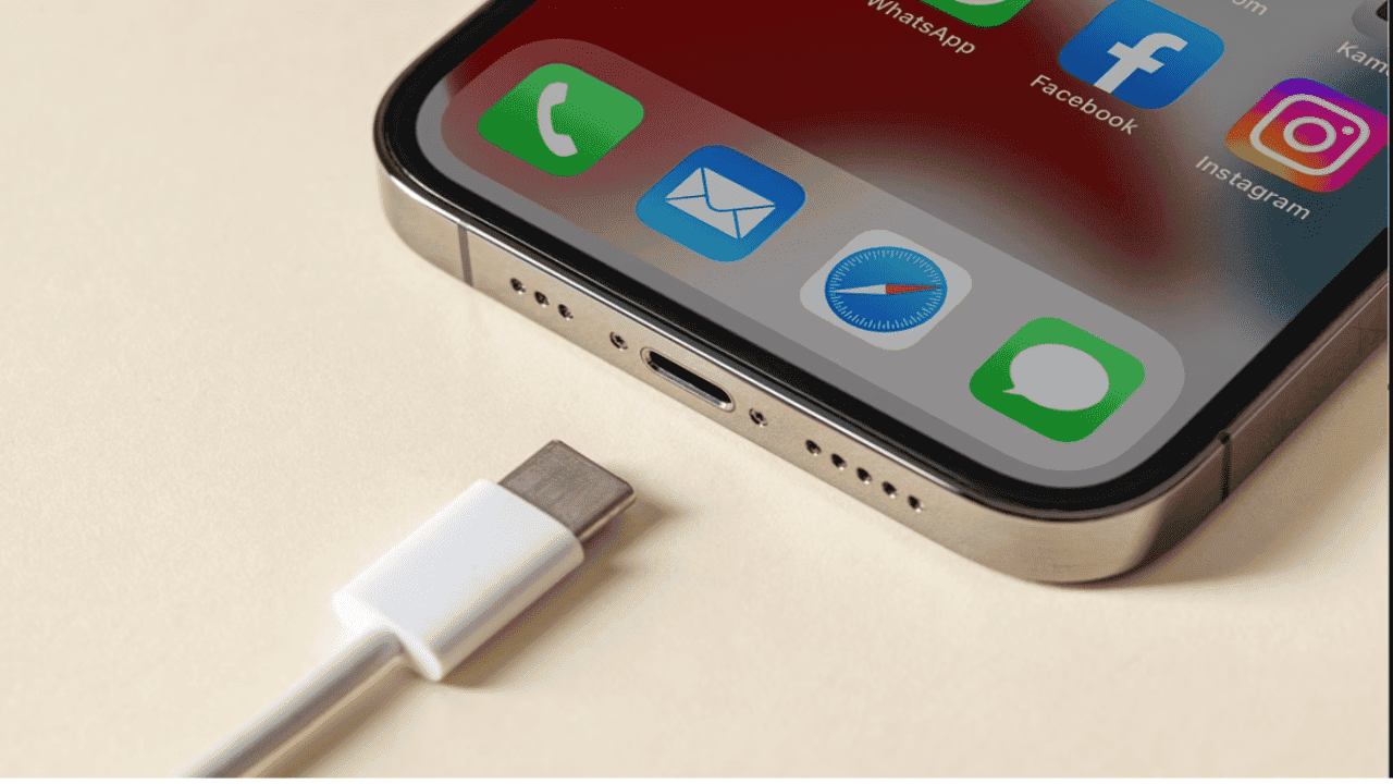 苹果真鸡贼：计划限制iPhone 15的这项功能 - 通信终端