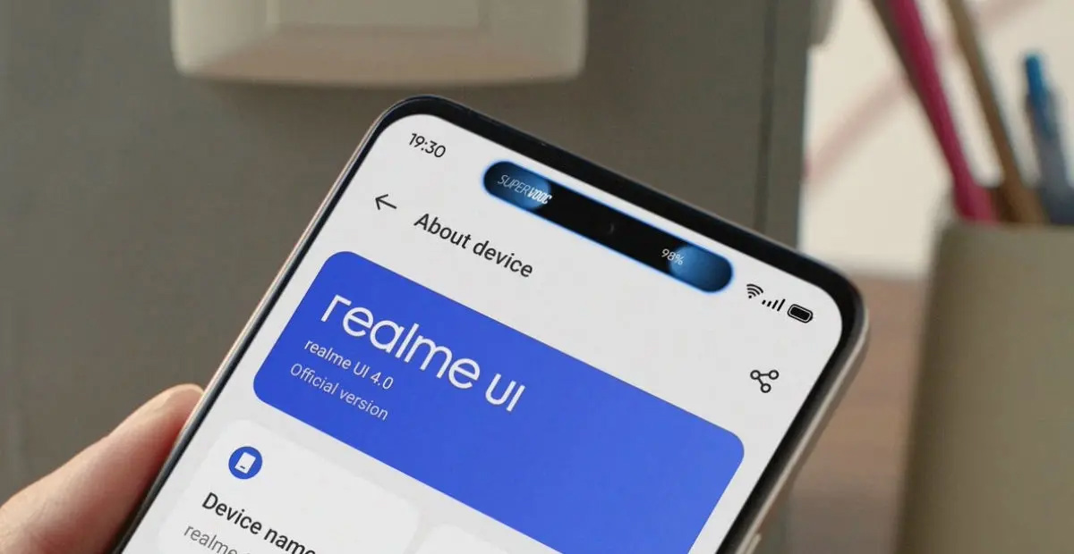 realme C55 手机渲染图和真机照已经曝光，采用类似于苹果 iPhone 的灵动岛设计 - 通信终端