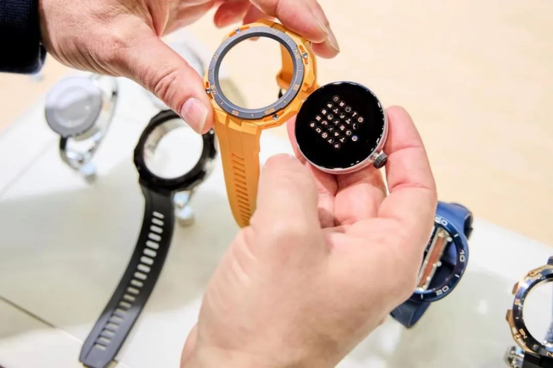 HUAWEI WATCH GT Cyber赢得MWC 2023最佳产品奖，引领穿戴潮流新风尚 - 通信终端