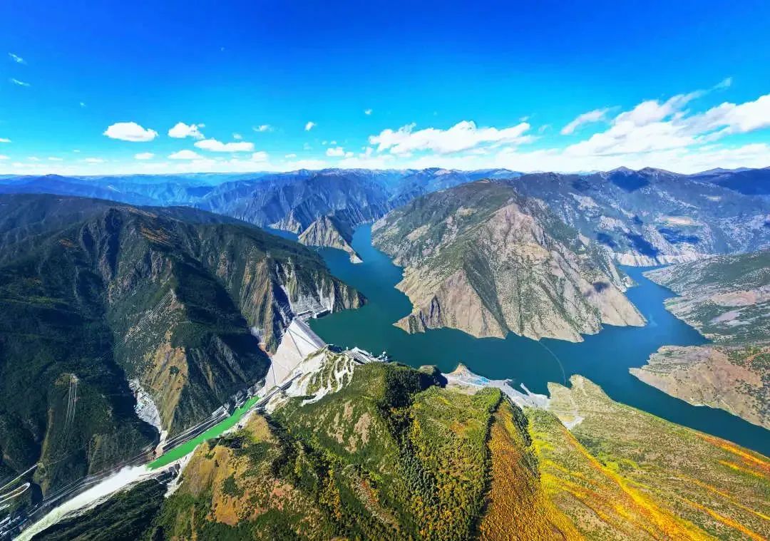 正式投产！华为助力全球最大、海拔最高水光互补电站并网发电 - 华为