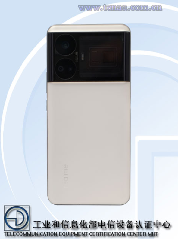 realme GT Neo 6 系列手机工信部证件照公布，超大镜头模组瞩目 - 通信终端