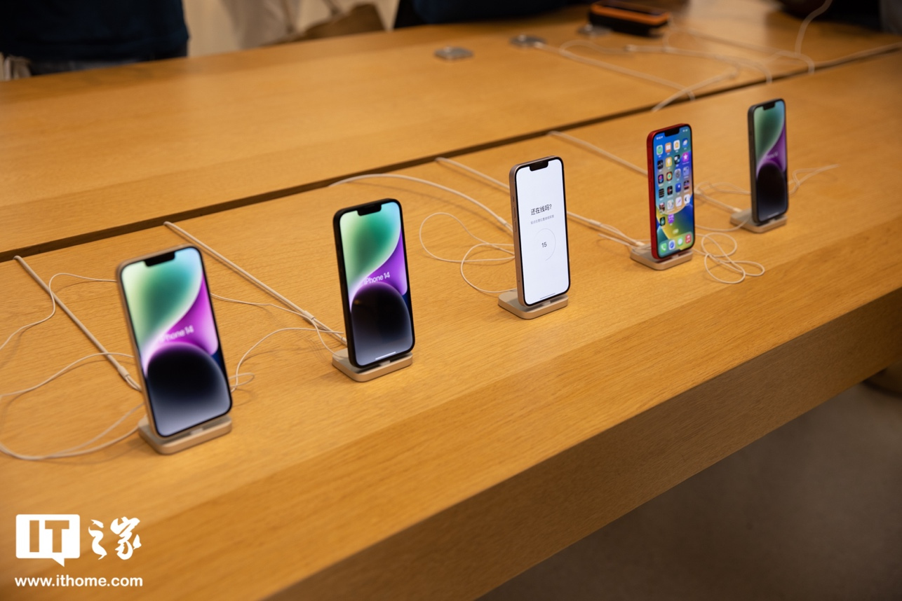 用户反映苹果iPhone14电池健康度下降过快，更换非正品电池将导致功能失效 - 通信终端