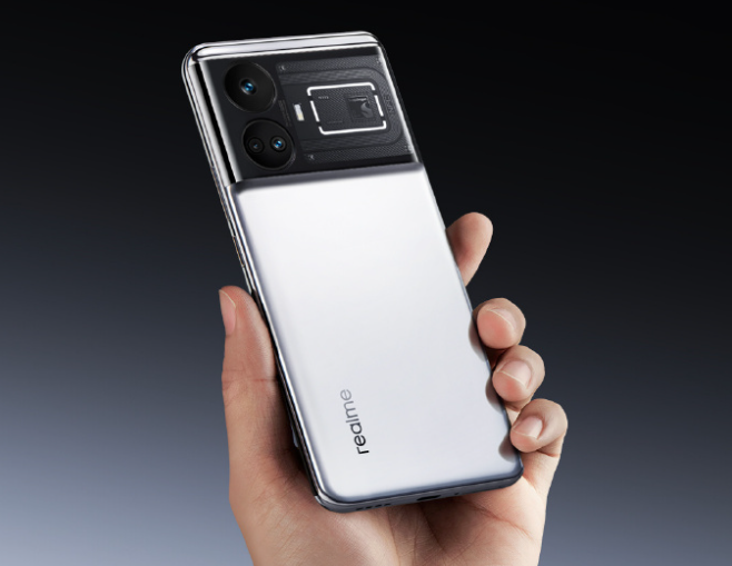 realme真我GT5手机预热：无屏幕支架，边框窄至1.46mm - 通信终端