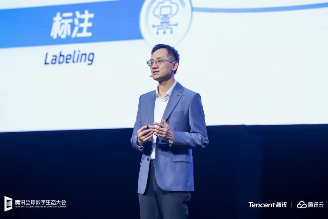 腾讯汤道生：超千亿参数 超2万亿tokens 腾讯混元大模型向行业全面开放 - 互联网