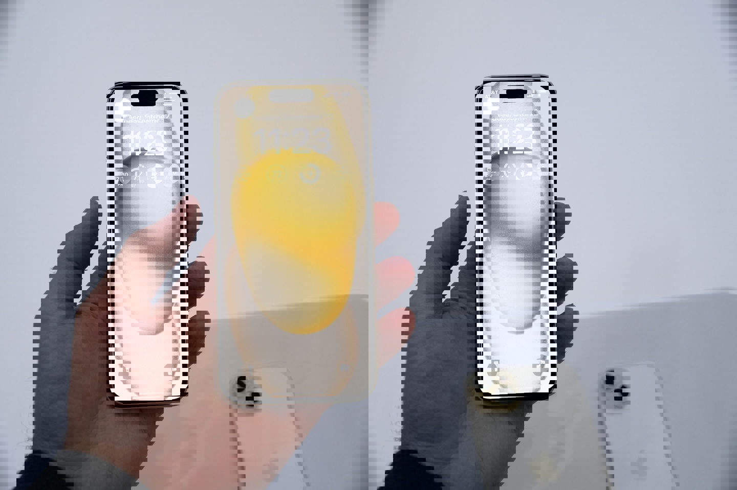 苹果iPhone 15/Plus真机上手：采用USB-C接口，支持灵动岛 - 通信终端
