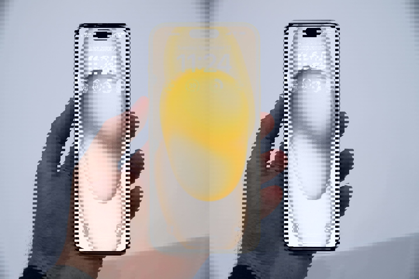 苹果iPhone 15/Plus真机上手：采用USB-C接口，支持灵动岛 - 通信终端