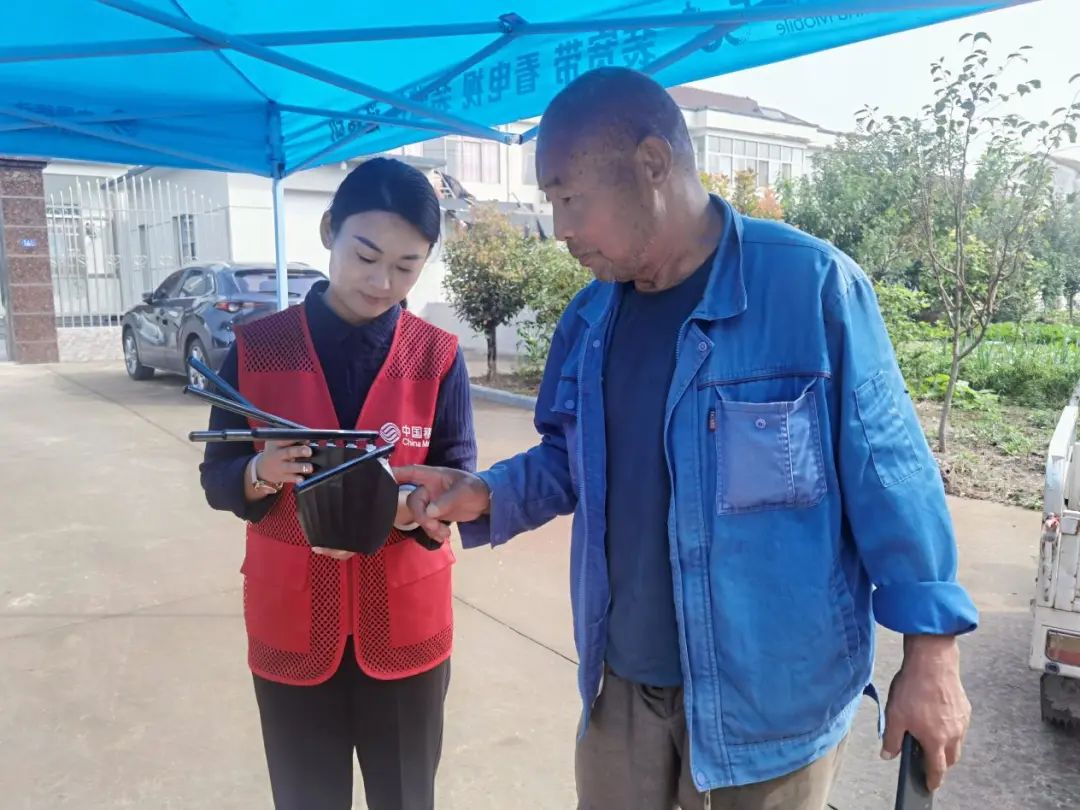 连云港赣榆移动用暖心服务为国庆假期护航 - 江苏