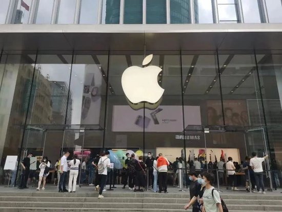 iPhone 15卖不动了？ 苹果命运的齿轮“减速” - 通信终端