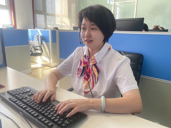专属关怀用心倾听 山西大同联通范静架起联通与客户沟通的桥梁 - 山西