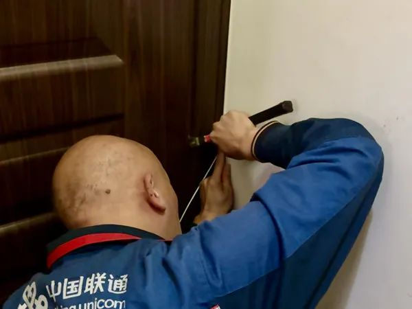 【联通好服务 用心为客户】上门服务,不留遗憾-天津联通河西区分公司梅江营销服务中心配图2.png