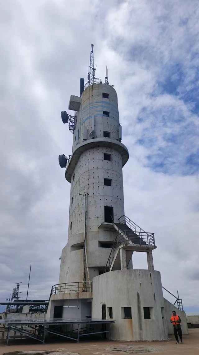 上海铁塔浦东新区分公司攻坚克难完成3个岛屿站址网络升级 - 上海