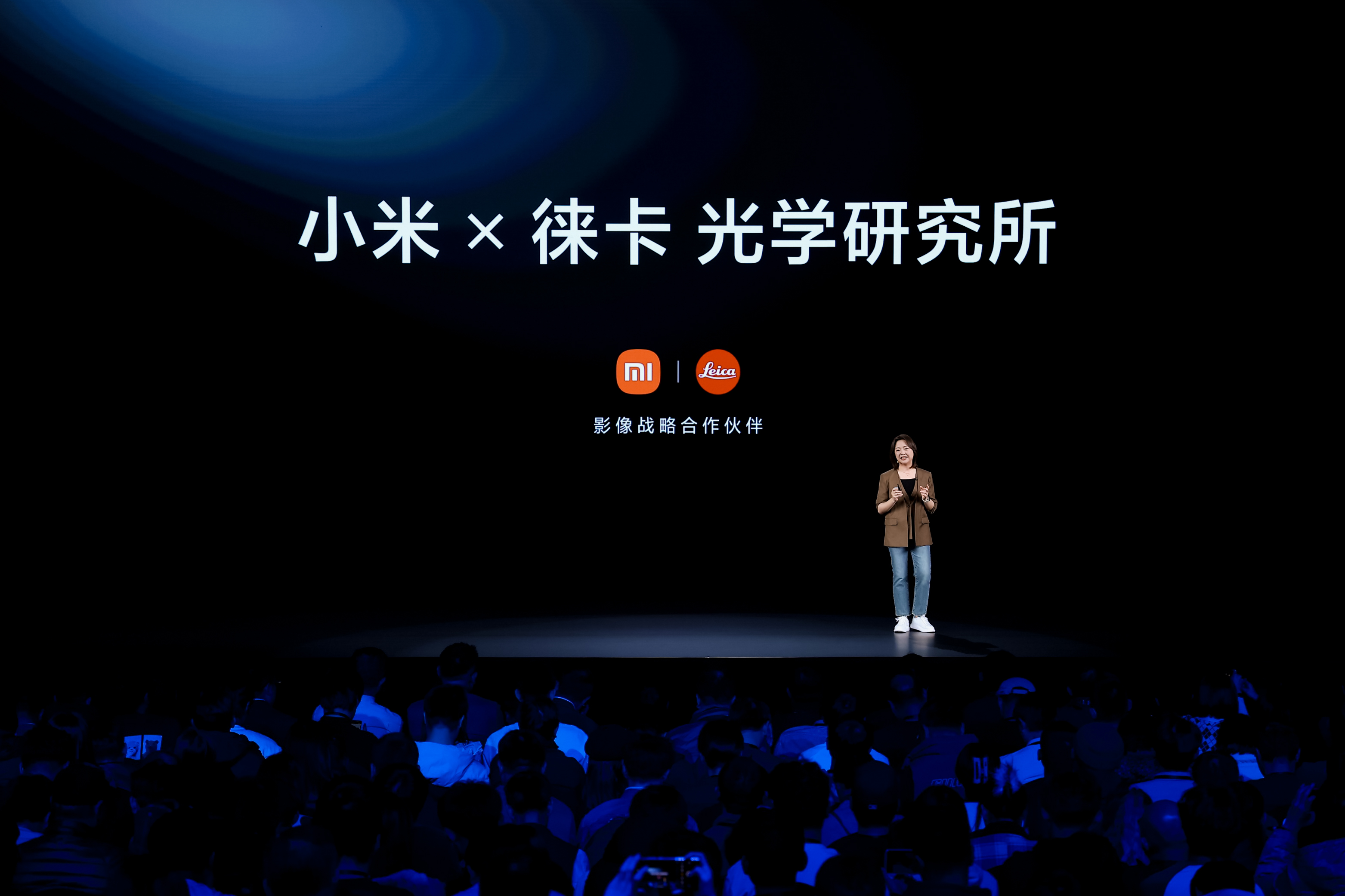 小米14Ultra发布：请来艺谋，这是要让友商都EMO的信号啊…… - 通信终端