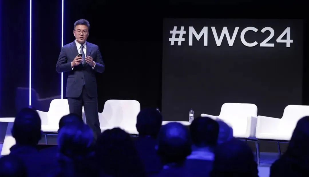 MWC 2024丨5G-A如何照进现实？华为刘康描绘五幅画卷 - 华为