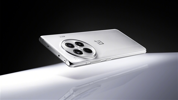 博主实测一加Ace 3 Pro原生120帧:玩起来简直像换了个游戏