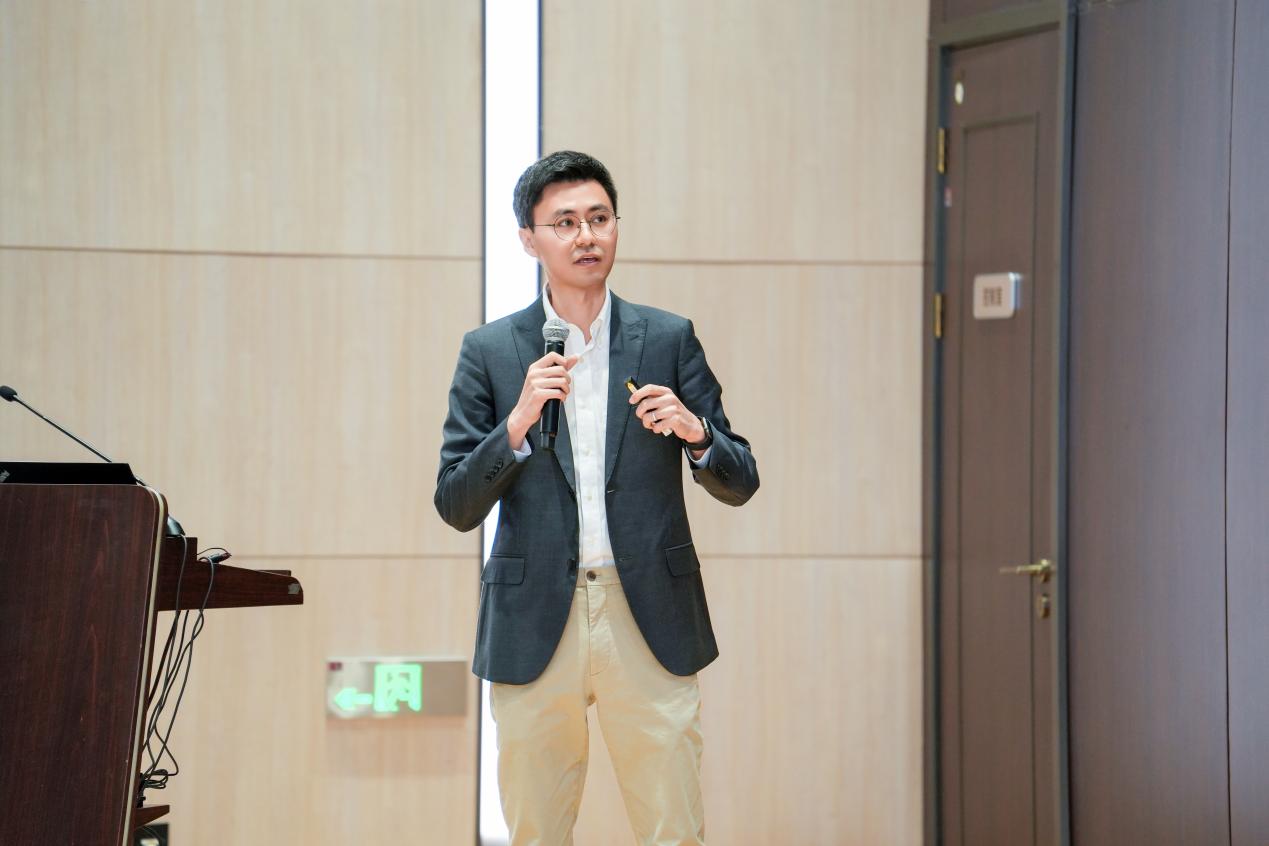 中国通信学会车联网专业委员会2025年度工作会暨第二届车联网专业委员会换届大会圆满召开