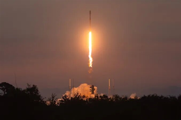 35次!SpaceX猎鹰9号火箭复用新纪录:超预计40%