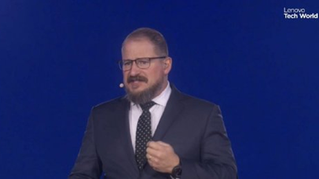 ��ͨCristiano Amon�����������ն��г���ģ������ʮ��̨����