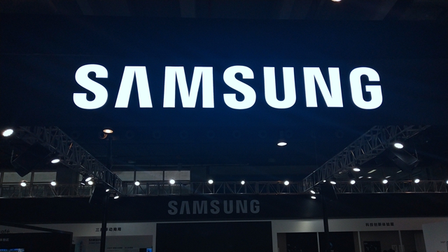 �����ǿ������4nm��8nm������� �Ƿ�ԼΪ10%