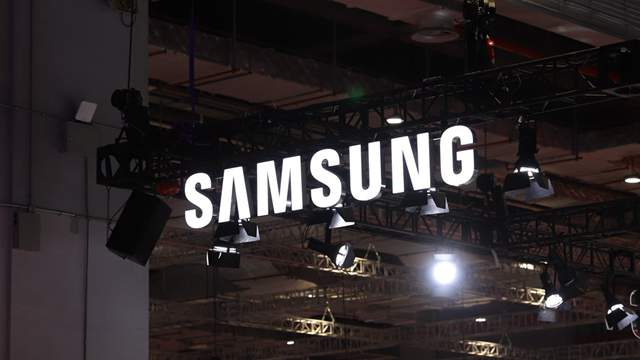 ��Ϣ����������ƻ�� 2000 ��� iPhone Fold ��Ļ������5 �¿�ʼ����