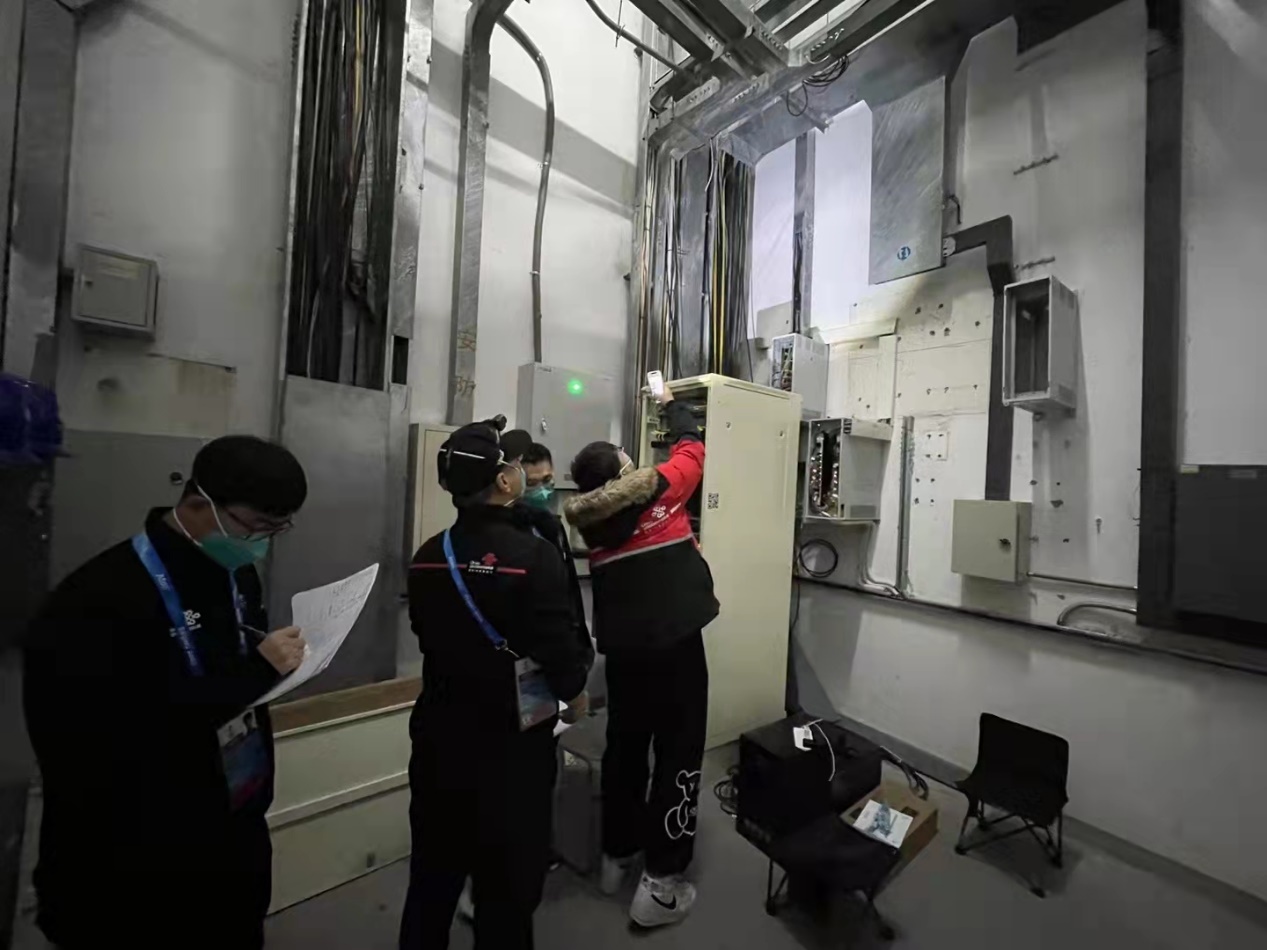 冬奥开幕前一天 联通人的十二时辰 2月3日 倒计时1天 - 中国联通