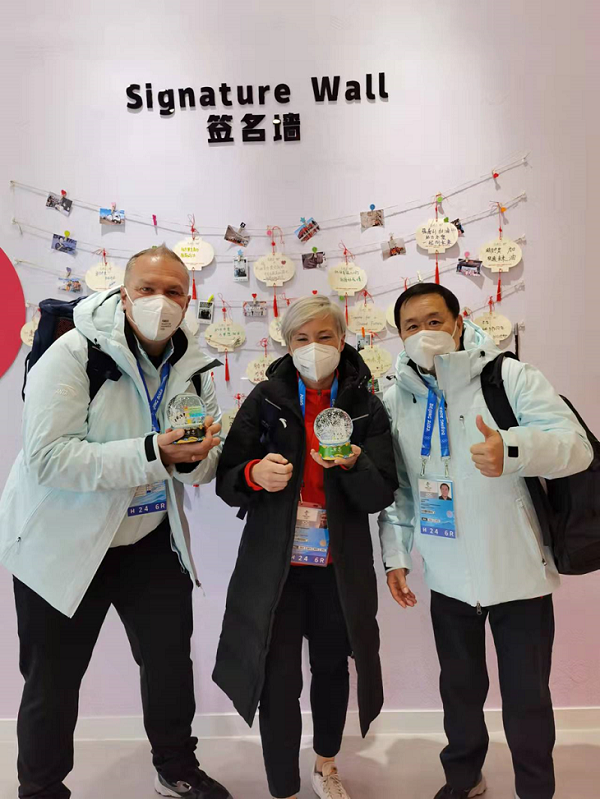 这些冰墩墩“隐藏款”，正在联通四海心 - 中国联通