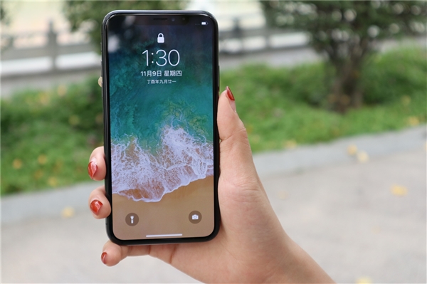 能取代付款码！iPhone推出点击支付功能上热搜：国内还不给用 - 通信终端
