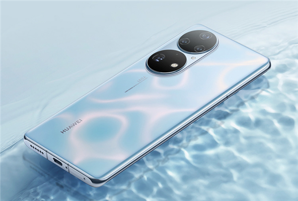 最新Android手机好评榜出炉：华为4G旗舰冲进前三 - 华为